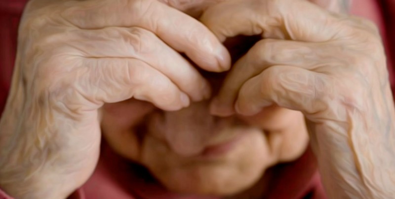 Una de cada seis adultos mayores sufre algún tipo de abuso: OMS