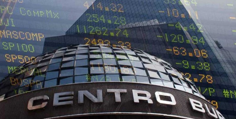 Peso gana y la Bolsa Mexicana retrocede