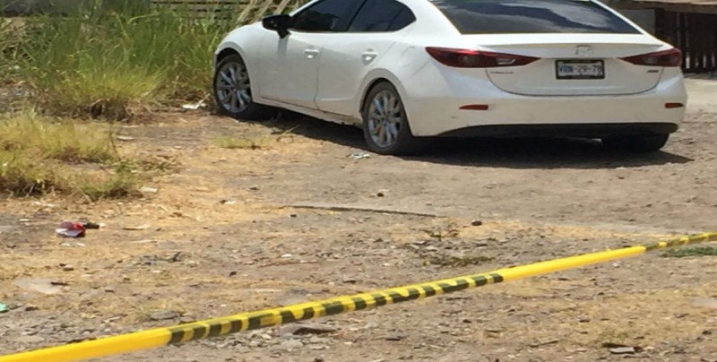 Encuentran a una persona sin vida al interior de un vehículo en la Libertad