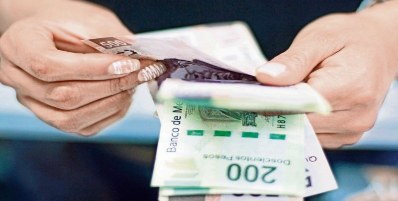 Peso mexicano se aprecia gracias a inflación en EU