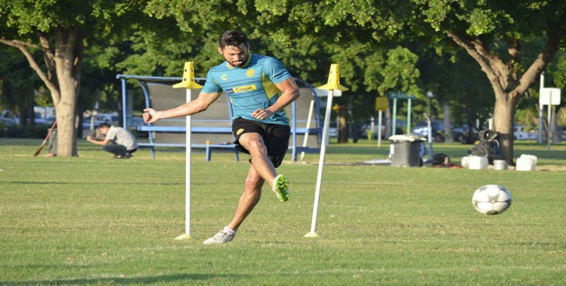 Elio Castro ya trabaja al parejo con Dorados