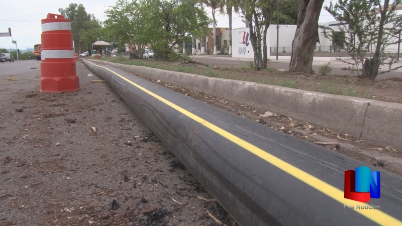 Instalan tubería para gas natural