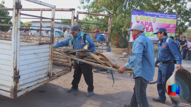 Levantan 6 toneladas de cacharros