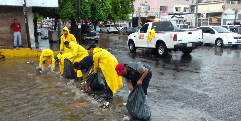 Llama el Ayuntamiento de Culiacán a mantener limpios los arroyos