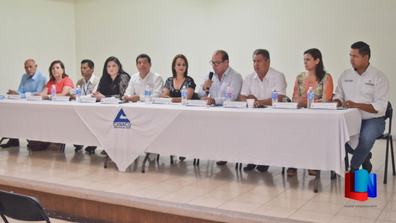 Feria Escolar en la región del Mayo