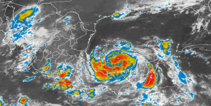 "Franklin" podría impactar Veracruz a la medianoche y alcanzar categoría 2