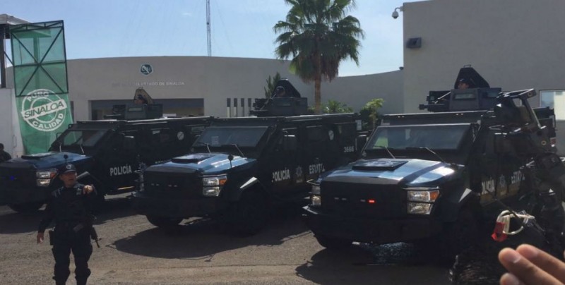 Entregan 8 camiones blindados a la SSP Sinaloa