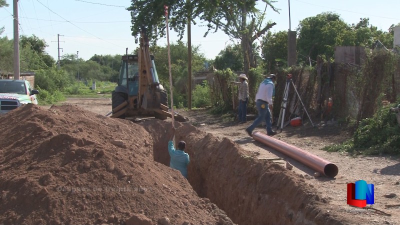 Benefician a familias con drenaje sanitario