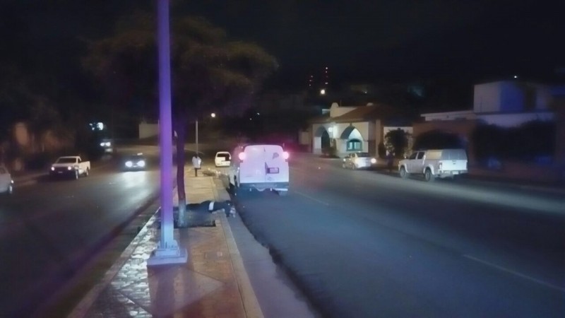 Hombre muere y mujer resulta herida en accidente de motocicleta