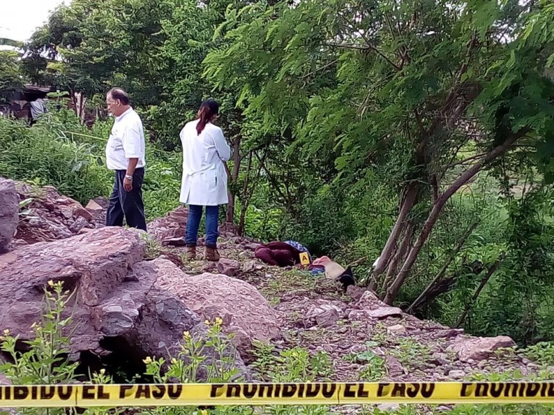 Mujer es asesinada a golpes