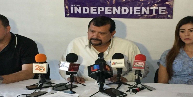 Presentarán reforma constitucional, reducir el 80 % del gasto ordinario
