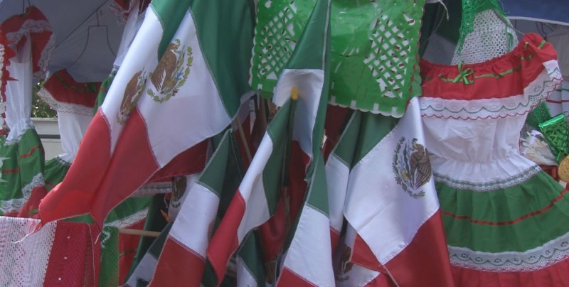 Culiacán se viste de colores patrios