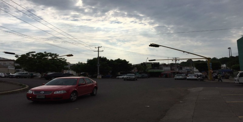 No funcionan semáforos en varios puntos de la ciudad