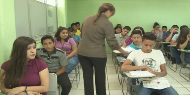 Garantizan pago de becas de manutención del ciclo escolar 2017-2018