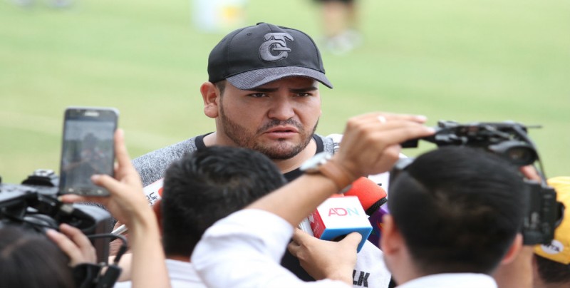 Edgar González busca lugar en rotación de Tomateros
