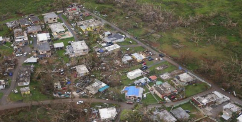 MX envía brigadistas de CFE y agua embotellada a Puerto Rico