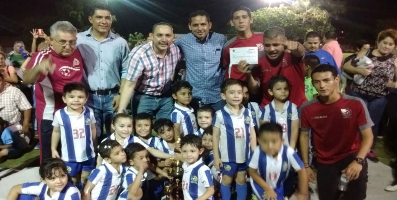 Premian a lo mejor de la Copa IMDEC