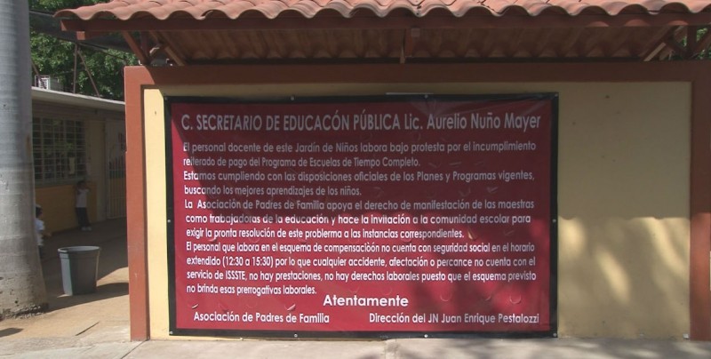 Exigen pago de compensación en escuelas de Tiempo Completo