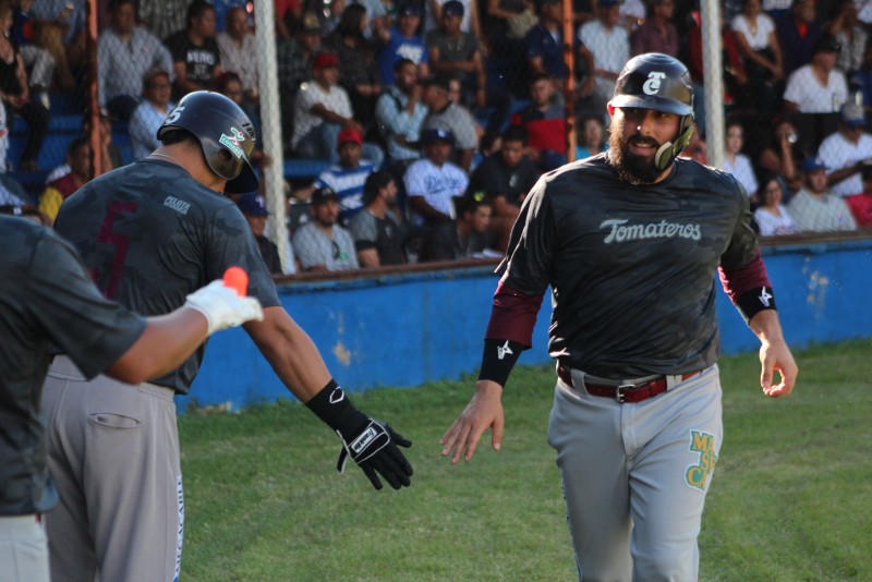 Tomateros derrota 10-9 a Charros en juego de pretemporada