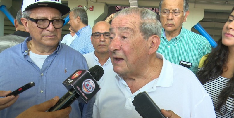 Bob Arum visita el CUM de Mazatlán