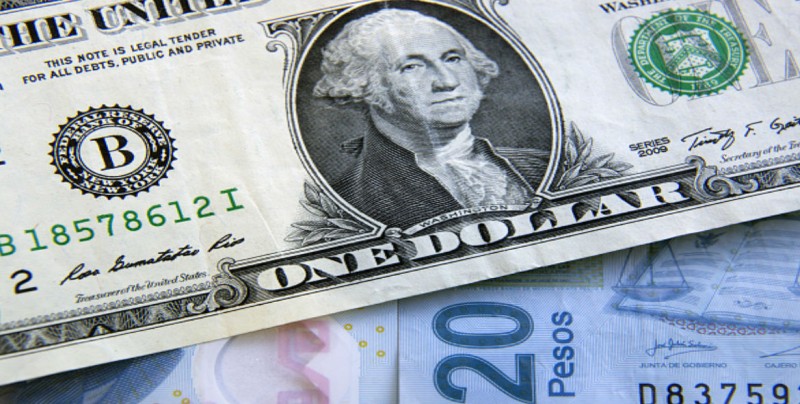 Dólar cierra en 19.42 pesos a la venta