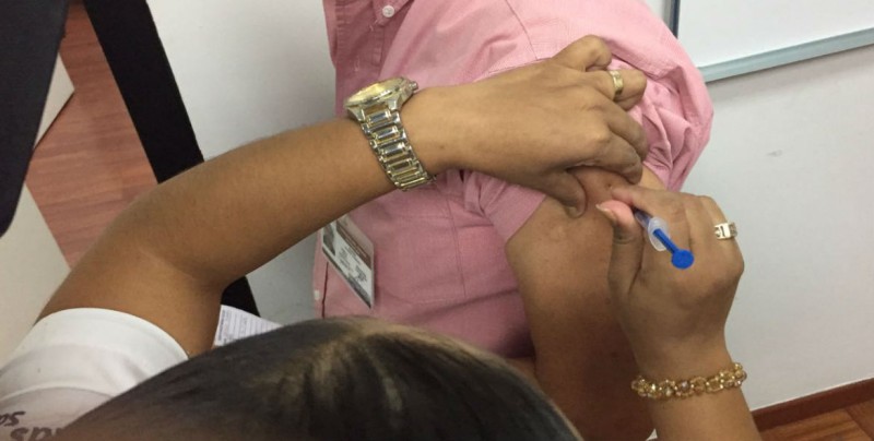 Arranca campaña de vacunación contra la influenza