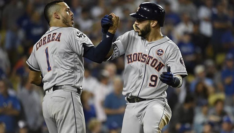 Astros en extrainings derrota 7-6 a Dodgers