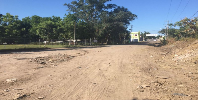 Piden rehabilitación de calle Progreso en la San Juan