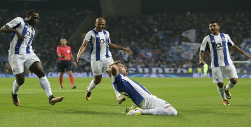 El mexicano Héctor Herrera anota en triunfo de Porto