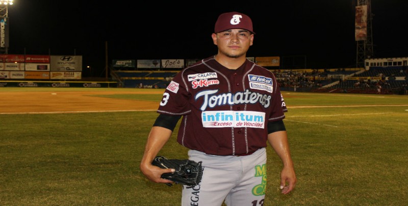 Manny Bañuelos ya se encuentra con Tomateros