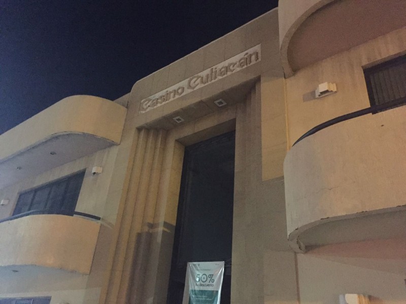 Se quema parte del Casino de la Cultura