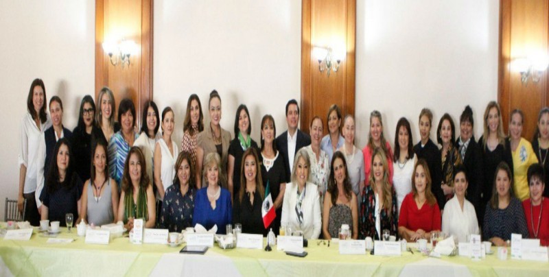Se reune Rosy Fuentes con mujeres empresarias