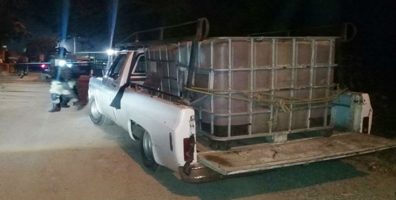 Aseguran 400 litros de hidrocarburo en la colonia Bella Vista