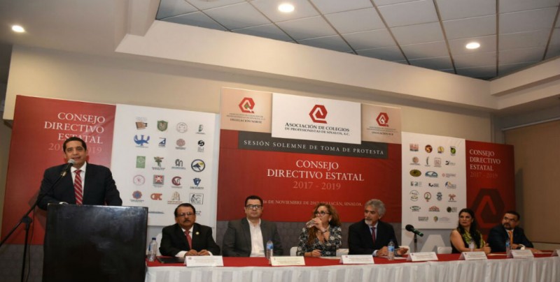 Agradece Jesús Valdés respaldo de colegio de Profesionistas