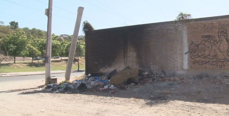 Siguen los basureros clandestino en la colonia Rincón Feliz