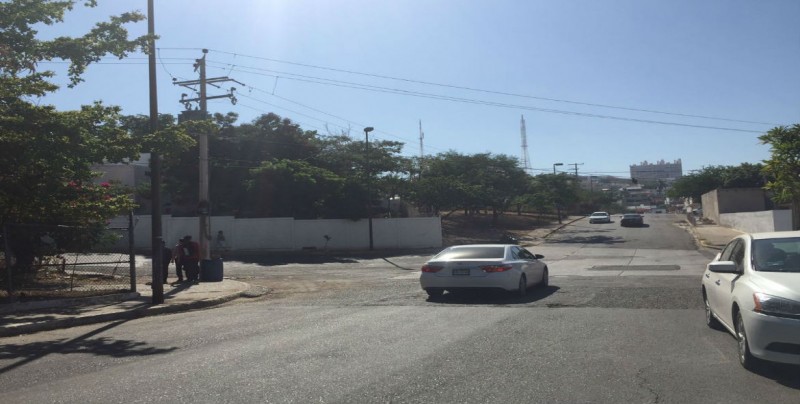 Exigen respetar el sentido de calle Querétaro