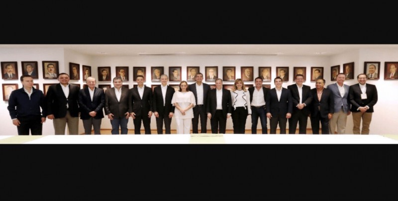 José Antonio Meade se reúne en privado con los gobernadores del PRI