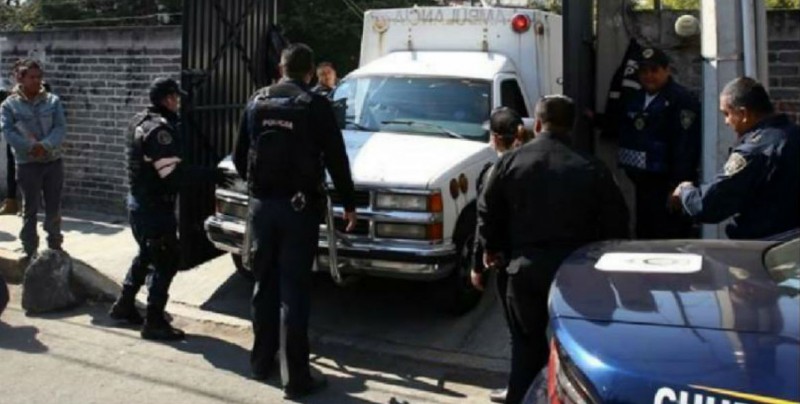 En pacto suicida, hijo mata a su padre y hermana; él se retracta
