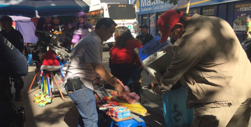 Decomisan 70 kg de pirotecnia en el centro de Culiacán