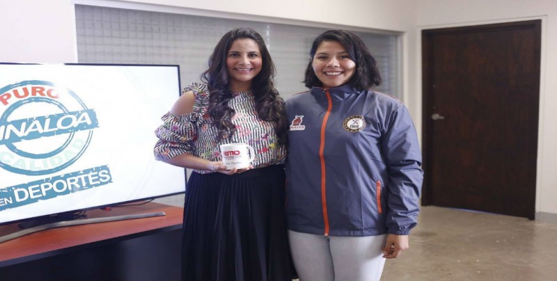 Recibe Paola Moncayo a Briceida Acosta