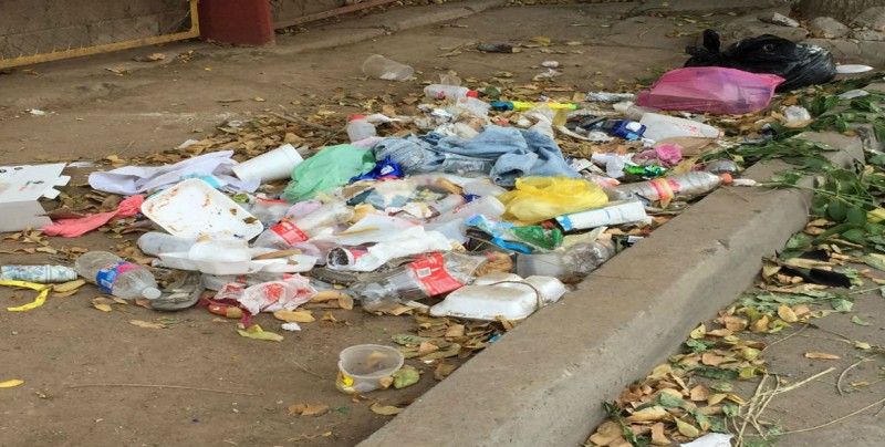 Tiradero de basura en la colonia Rosales