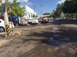 Habitantes de la colonia 5 de mayo piden reparar las calles que están en mal estado
