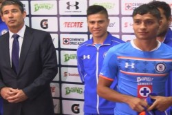 De Dautillos, Sinaloa al Cruz Azul, presentan a Jesús "propela" García con la maquina