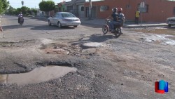 Piden tapar bache en Las Cortinas
