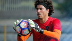Guillermo Ochoa llegaría al Granada