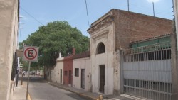 Denuncias vecinos riesgos de colapso en las marquesinas por la Andrade