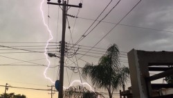 PC llama a protegerse durante tormentas eléctricas