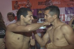 Hoy la función de box "Duelo de Titanes"