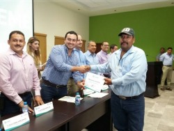 Reconocen en Cajeme a mejores funcionarios públicos