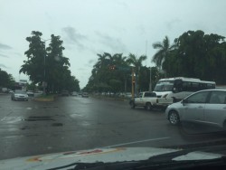 Las lluvias de "Javier" dejan desperfectos en semáforos de Culiacán